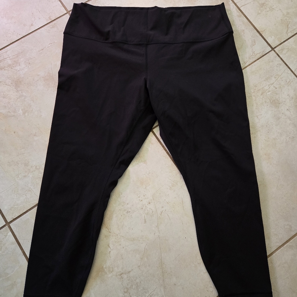 Lululemon cropped leggings